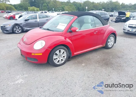 2010 Volkswagen New Beetle 2.5L z USA, uszkodzony, nr VIN 3VWRG3AL9AM002676